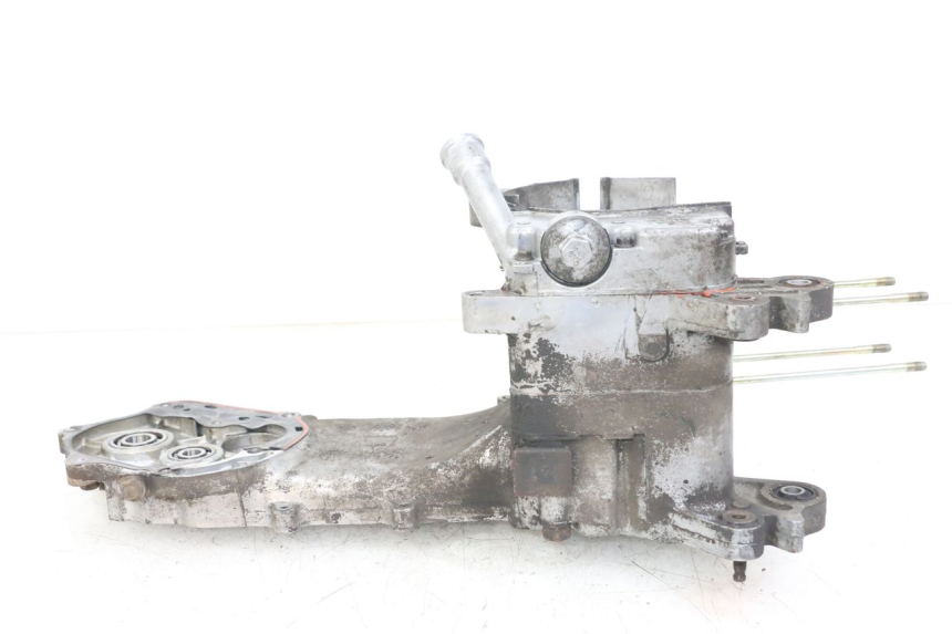 photo de ENGINE BOTTOM CASE KYMCO DINK 4T 50 (2007 - 2018) - High-resolution close-up