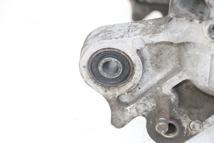 photo de ENGINE BOTTOM CASE KYMCO DINK 4T 50 (2007 - 2018) - Alternative perspective