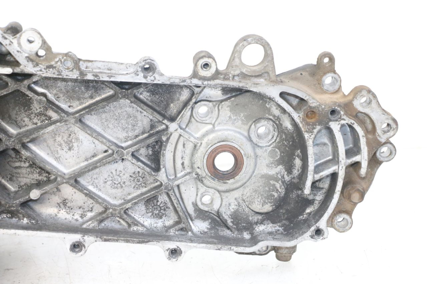 photo de ENGINE BOTTOM CASE KYMCO DINK 4T 50 (2007 - 2018) - Product overview