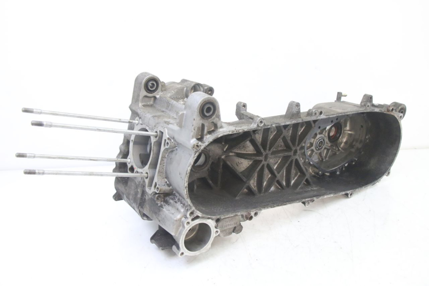 photo de ENGINE LOWER CASING KYMCO DINK STREET 125 (2009 - 2014) - Component detail