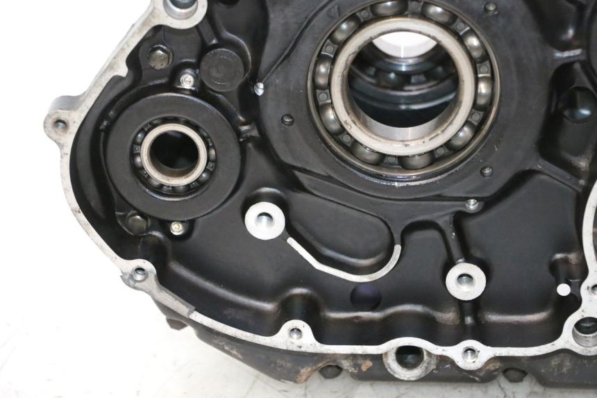 photo de ENGINE CRANKCASE SUZUKI DR S 600 (1985 - 1989) - Component zoom
