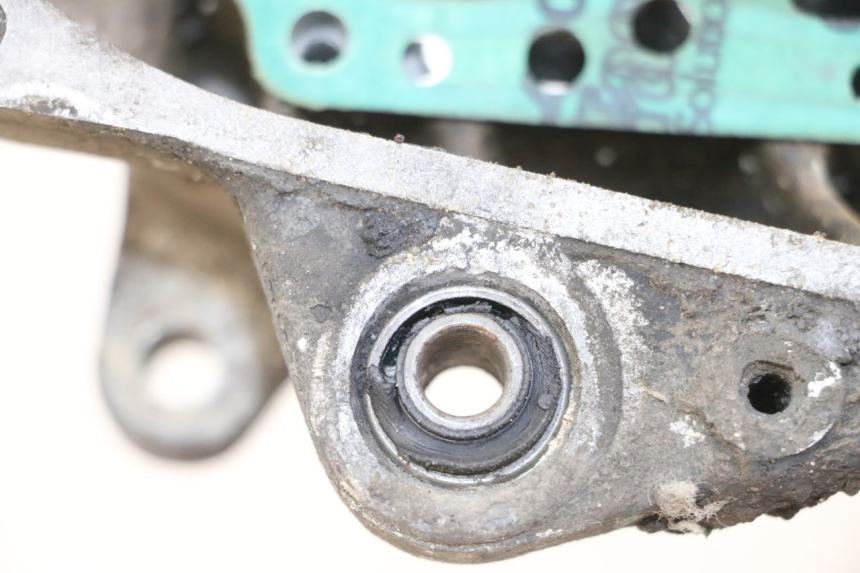 photo de ENGINE LOWER CASING PEUGEOT ELYSTAR 50 (2002 - 2014) - Alternative perspective