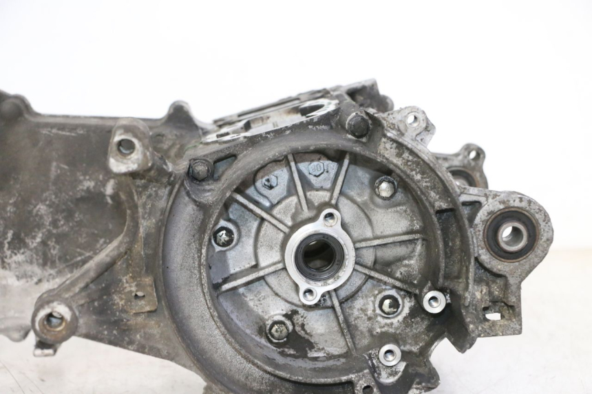 photo de ENGINE LOWER CASING PEUGEOT ELYSTAR 50 (2002 - 2014) - Supplementary product photo