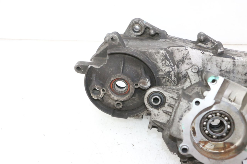 photo de ENGINE LOWER CASING PEUGEOT ELYSTAR 50 (2002 - 2014) - Zoom on usage condition