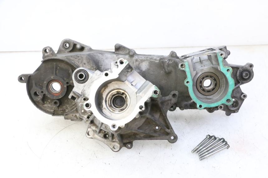 photo de ENGINE LOWER CASING PEUGEOT ELYSTAR 50 (2002 - 2014) - Component detail