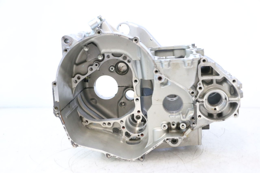 photo de ENGINE CRANKCASE KAWASAKI ER-6 ER6 N 650 (2005 - 2009) - Main view
