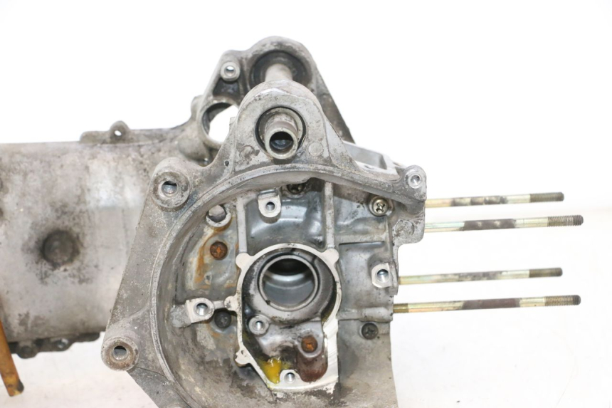 photo de ENGINE CRANKCASE MBK EVOLIS 80 (1993 - 1999) - Additional view of the item