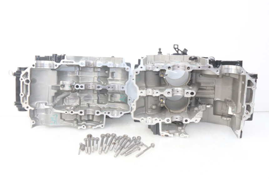 photo de ENGINE CRANKCASE BMW F GS K81 850 (2018 - 2023) - Used quality zoom