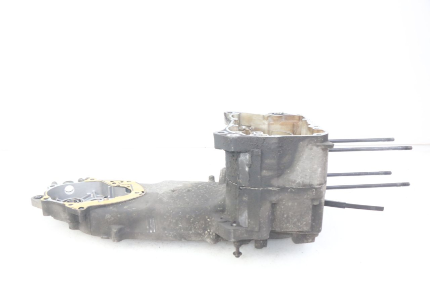 photo de BOTTOM ENGINE CASING HONDA FES S-WING SWING ABS 125 (2007 - 2015) - Component detail