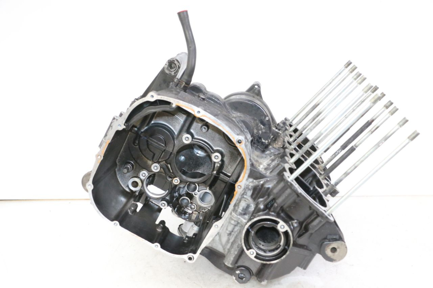 photo de ENGINE CRANKCASE YAMAHA FJ 36Y 1100 (1984 - 1985) - Zoom on usage condition