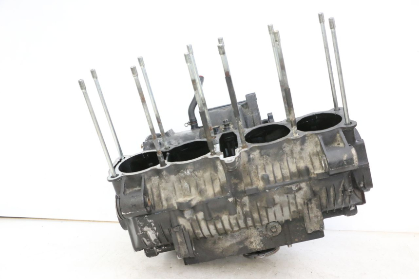 photo de ENGINE CRANKCASE YAMAHA FJ 36Y 1100 (1984 - 1985) - Alternative perspective