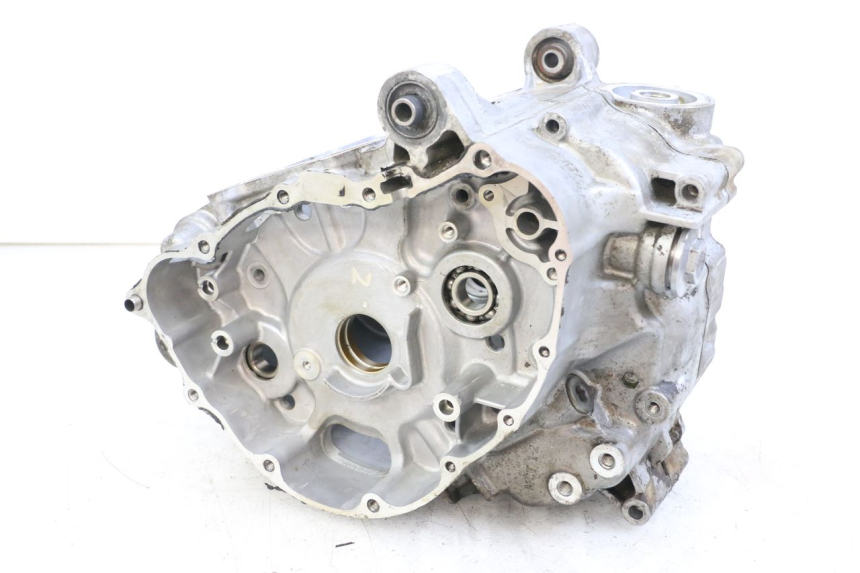 photo de ENGINE CRANKCASE HONDA FJS SILVER WING SILVERWING 400 (2005 - 2008) - Fixing points details