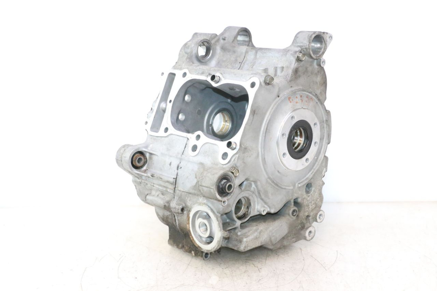 photo de ENGINE CRANKCASE HONDA FJS SILVER WING SILVERWING 400 (2005 - 2008) - Component zoom