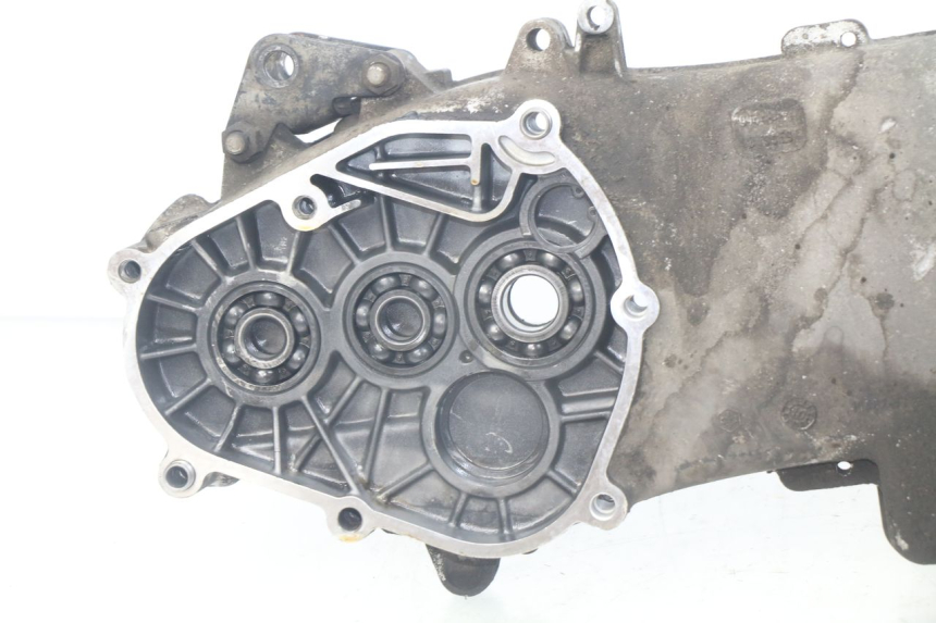 photo de ENGINE CRANKCASE PIAGGIO FLY 125 (2005 - 2012) - Markings and original references