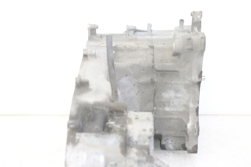 photo de ENGINE CRANKCASE HONDA FORZA ABS 300 (2013 - 2017) - Technical close-up