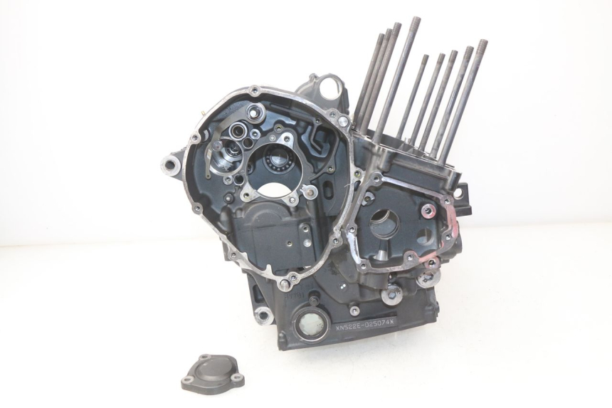 photo de ENGINE CRANKCASE YAMAHA FZ8 800 (2010 - 2016) - Additional view of the item