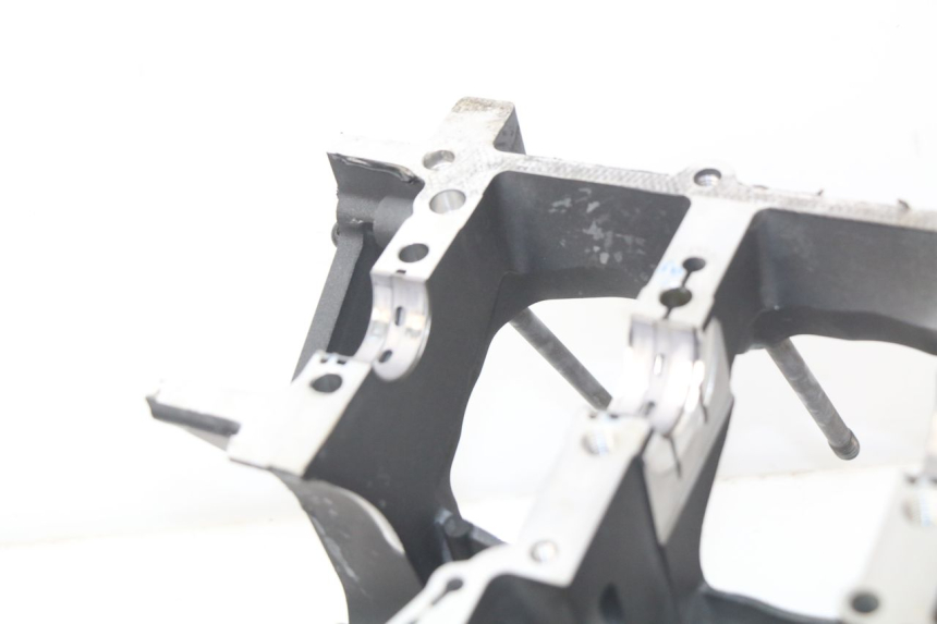 photo de ENGINE CRANKCASE YAMAHA FZ8 800 (2010 - 2016) - Component zoom