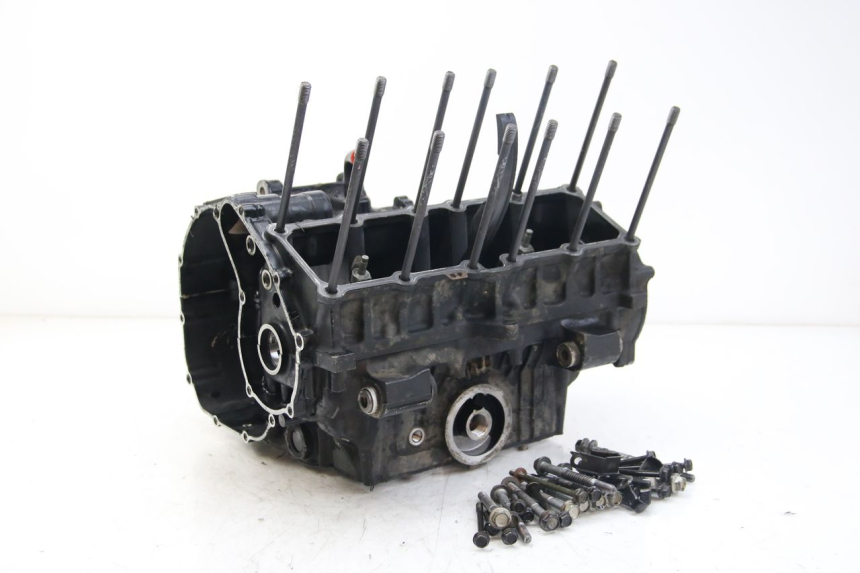 photo de ENGINE LOWER CASING YAMAHA FZS FAZER 600 (2001 - 2003) - Main view