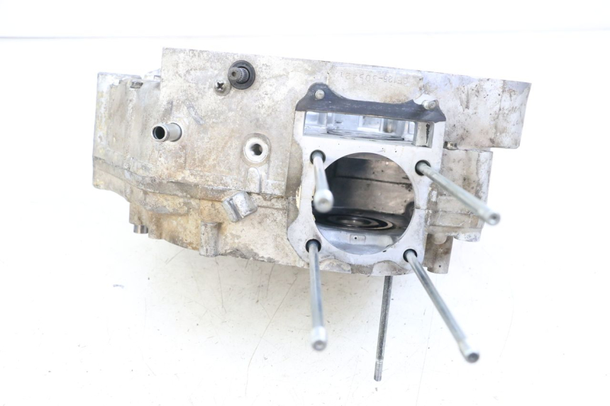 photo de ENGINE CRANKCASE HYOSUNG GF 125 (2001 - 2005) - Zoom on usage condition