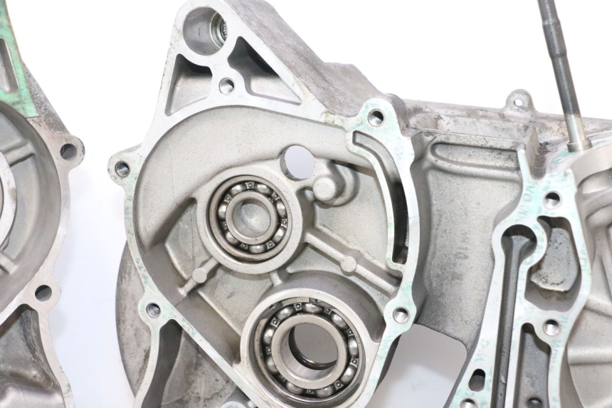 photo de ENGINE CRANKCASE GILERA GP 800 (2007 - 2013) - Surface and material condition