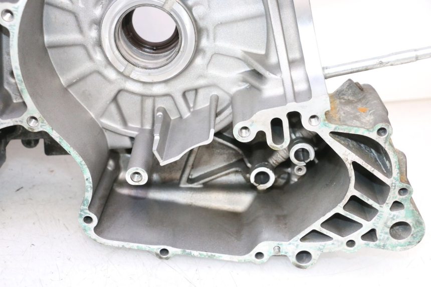 photo de ENGINE CRANKCASE GILERA GP 800 (2007 - 2013) - Markings and original references