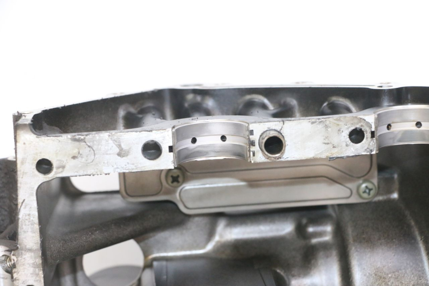 photo de ENGINE CRANKCASE SUZUKI GS GSE 500 (2001 - 2003) - Focus on structure