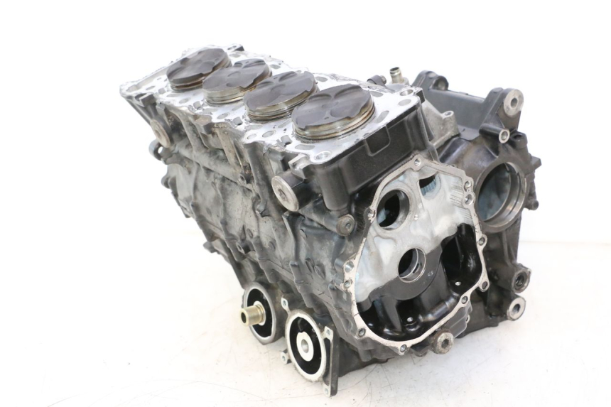 photo de ENGINE CRANKCASE SUZUKI GSR 600 (2005 - 2012) - Product overview