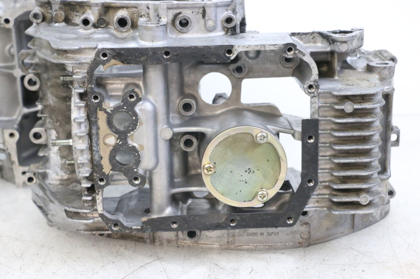 photo de ENGINE CRANKCASE SUZUKI GSX E 250 (1982 - 1983) - High-resolution close-up