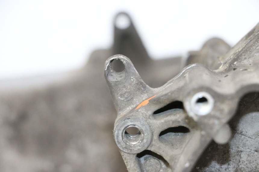 photo de ENGINE CRANKCASE DAELIM HISTORY 125 (2001 - 2002) - Focus on structure