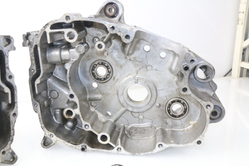 photo de ENGINE CRANKCASE HONDA FJS SILVER WING ABS 600 (2004 - 2007) - Spare part profile view