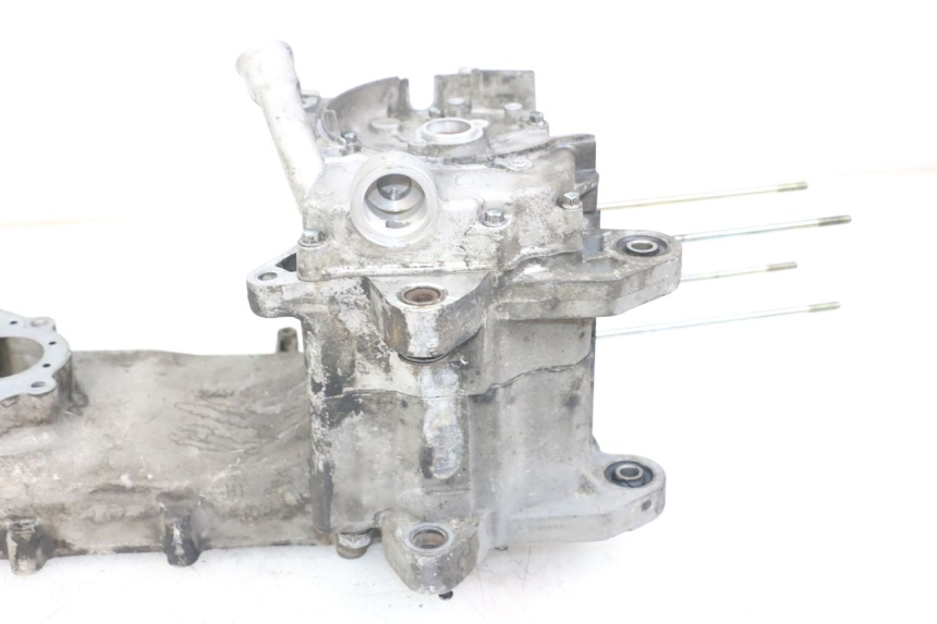 photo de ENGINE LOWER CASING SYM JET 14 4T 50 (2018 - 2022) - Additional view of the item