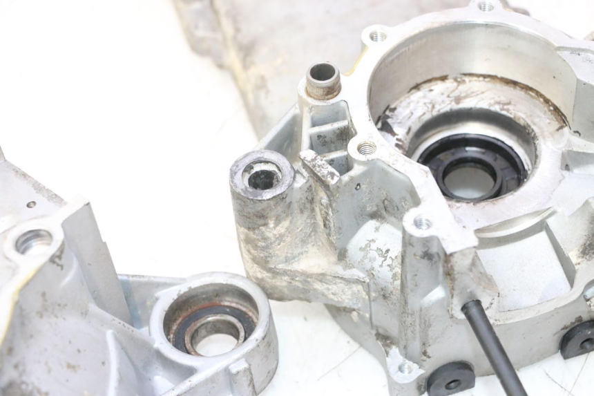 photo de ENGINE CRANKCASE RIDE JUMP 2T 50 (2012 - 2017) - Detailed visual inspection