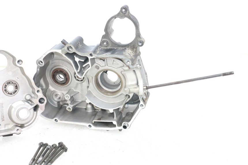 photo de ENGINE CRANKCASE KYMCO K-PW K-PIPE 50 (2012 - 2017) - Component zoom