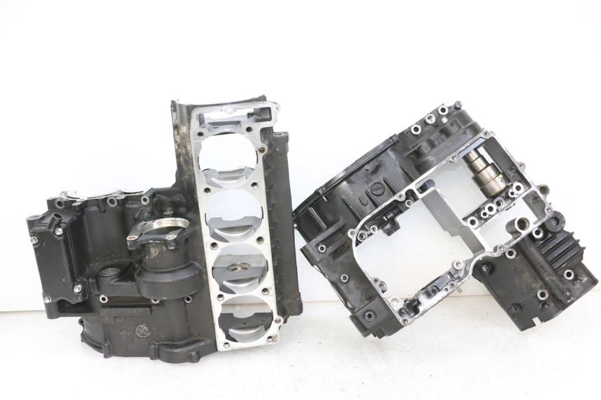 photo de ENGINE CRANKCASE KAWASAKI GTR 1000 (1994 - 2004) - Additional view of the item