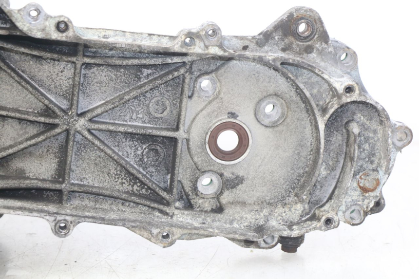 photo de ENGINE LOWER CASING PEUGEOT KISBEE 4T 50 (2018 - 2022) - Checked used part