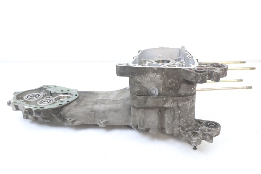 photo de ENGINE LOWER CASING PEUGEOT KISBEE 4T 50 (2018 - 2022) - Additional view of the item