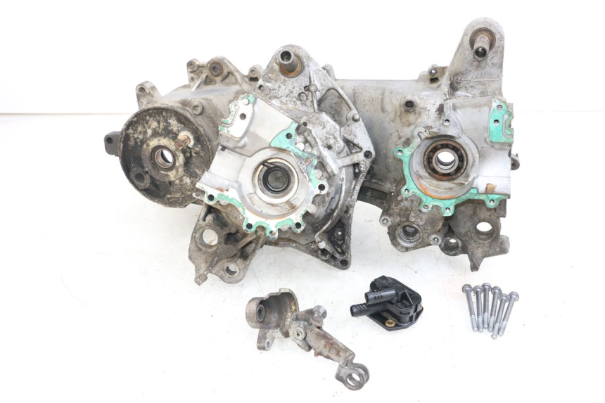 photo de ENGINE LOWER CASING PEUGEOT LUDIX 50 (2008 - 2017) - Component detail