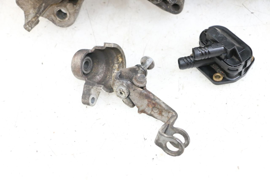 photo de ENGINE LOWER CASING PEUGEOT LUDIX 50 (2008 - 2017) - Distinctive features