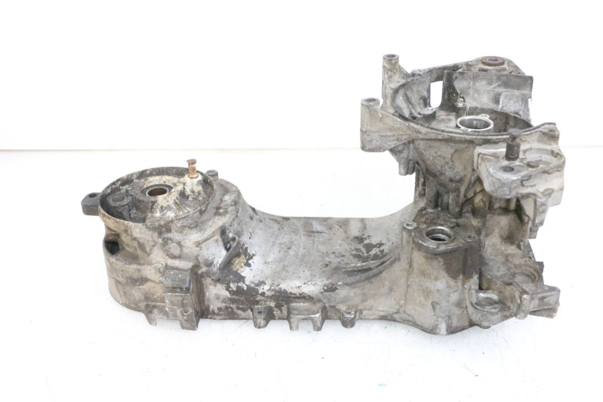 photo de ENGINE LOWER CASING PEUGEOT LUDIX 50 (2008 - 2017) - Alternative perspective