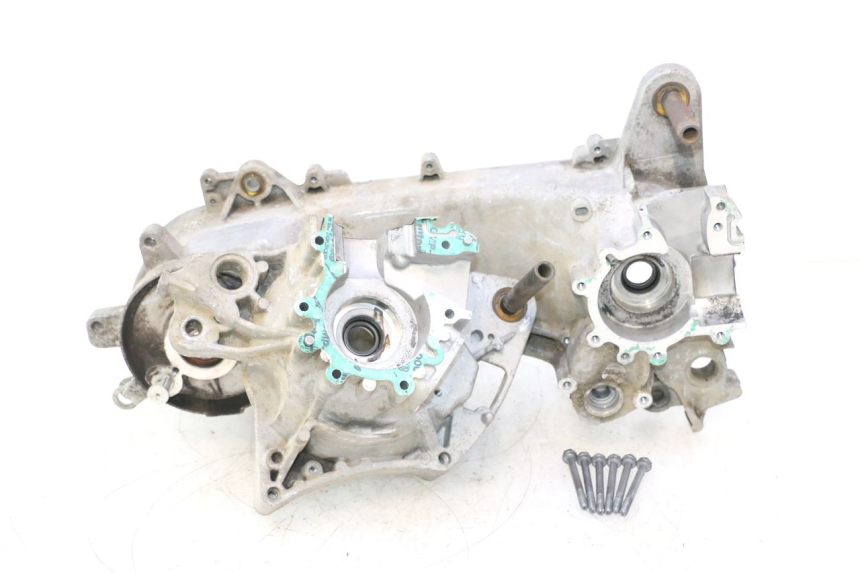 photo de ENGINE LOWER CASING PEUGEOT LUDIX 50 (2005 - 2007) - Component detail