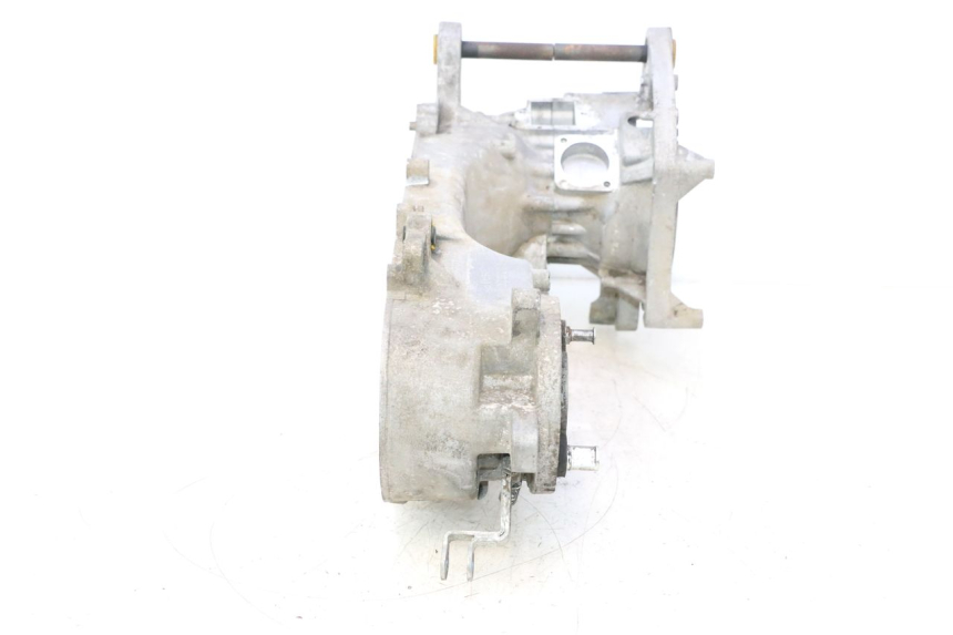 photo de ENGINE LOWER CASING PEUGEOT LUDIX 50 (2005 - 2007) - High-resolution close-up