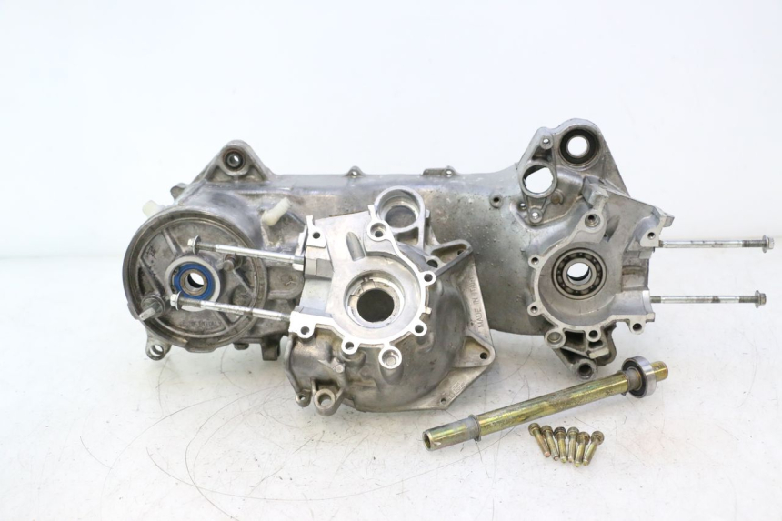 photo de ENGINE CRANKCASE MBK MACH G AC 50 (2002 - 2014) - Component zoom