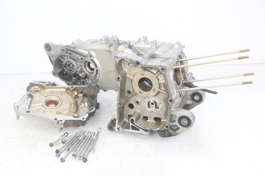 photo de ENGINE LOWER CASING SYM MIO 50 (2011 - 2017) - Focus on structure