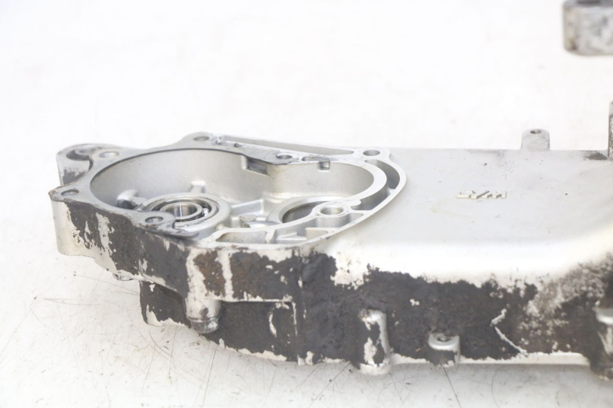 photo de ENGINE LOWER CASING SYM MIO 50 (2011 - 2017) - Alternative perspective
