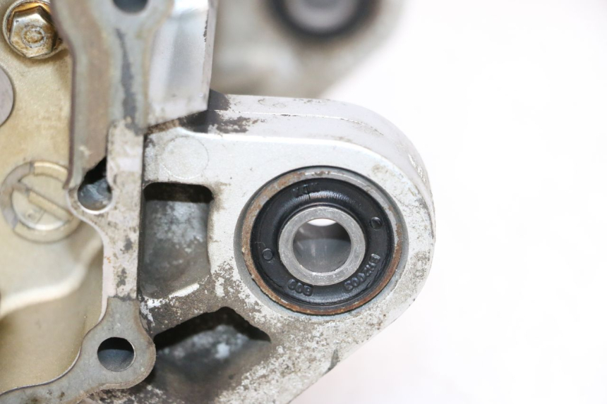 photo de ENGINE CRANKCASE SYM MIO 50 (2005 - 2010) - High-resolution close-up