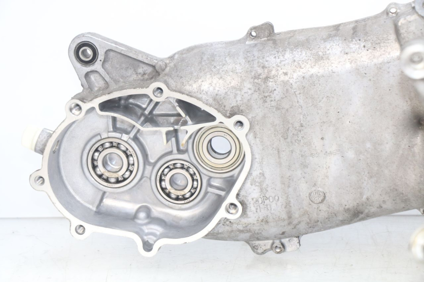 photo de ENGINE LOWER CASING YAMAHA N-MAX NMAX 125 (2017 - 2020) - Supplementary product photo