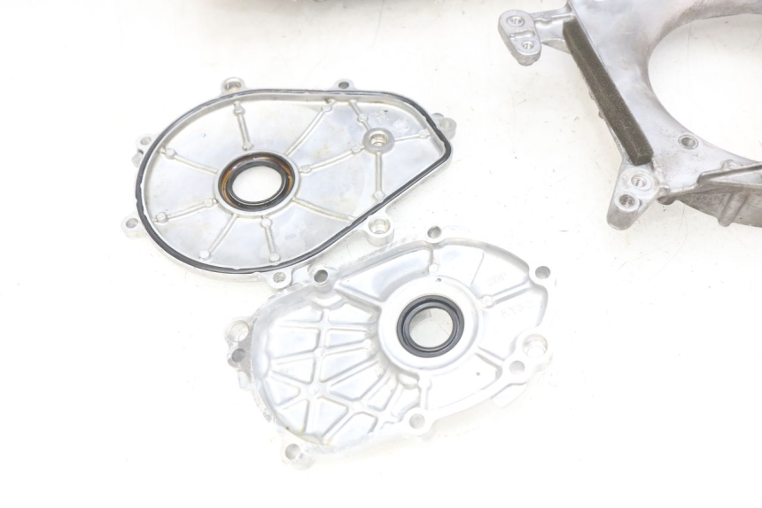 photo de ENGINE LOWER CASING YAMAHA N-MAX NMAX 125 (2017 - 2020) - Checked used part