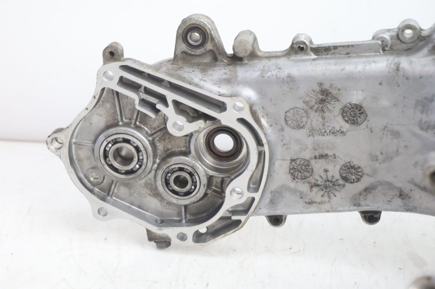 photo de ENGINE CRANKCASE KYMCO LIKE 4T 50 (2019 - 2025) - Zoom on usage condition