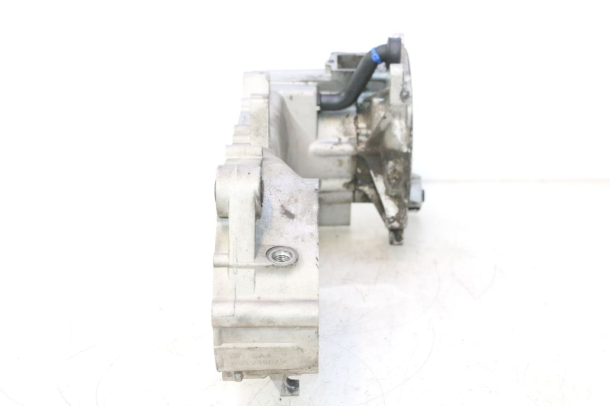 photo de ENGINE LOWER CASING PIAGGIO NEW TYPHOON 50 (2018 - 2021) - Distinctive features