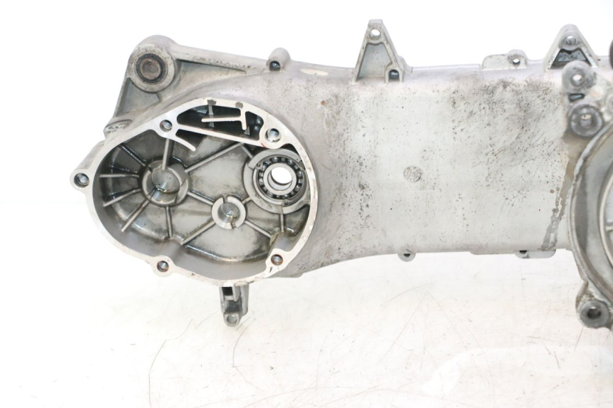 photo de ENGINE LOWER CASING PIAGGIO NEW TYPHOON 50 (2018 - 2021) - Fixing points details